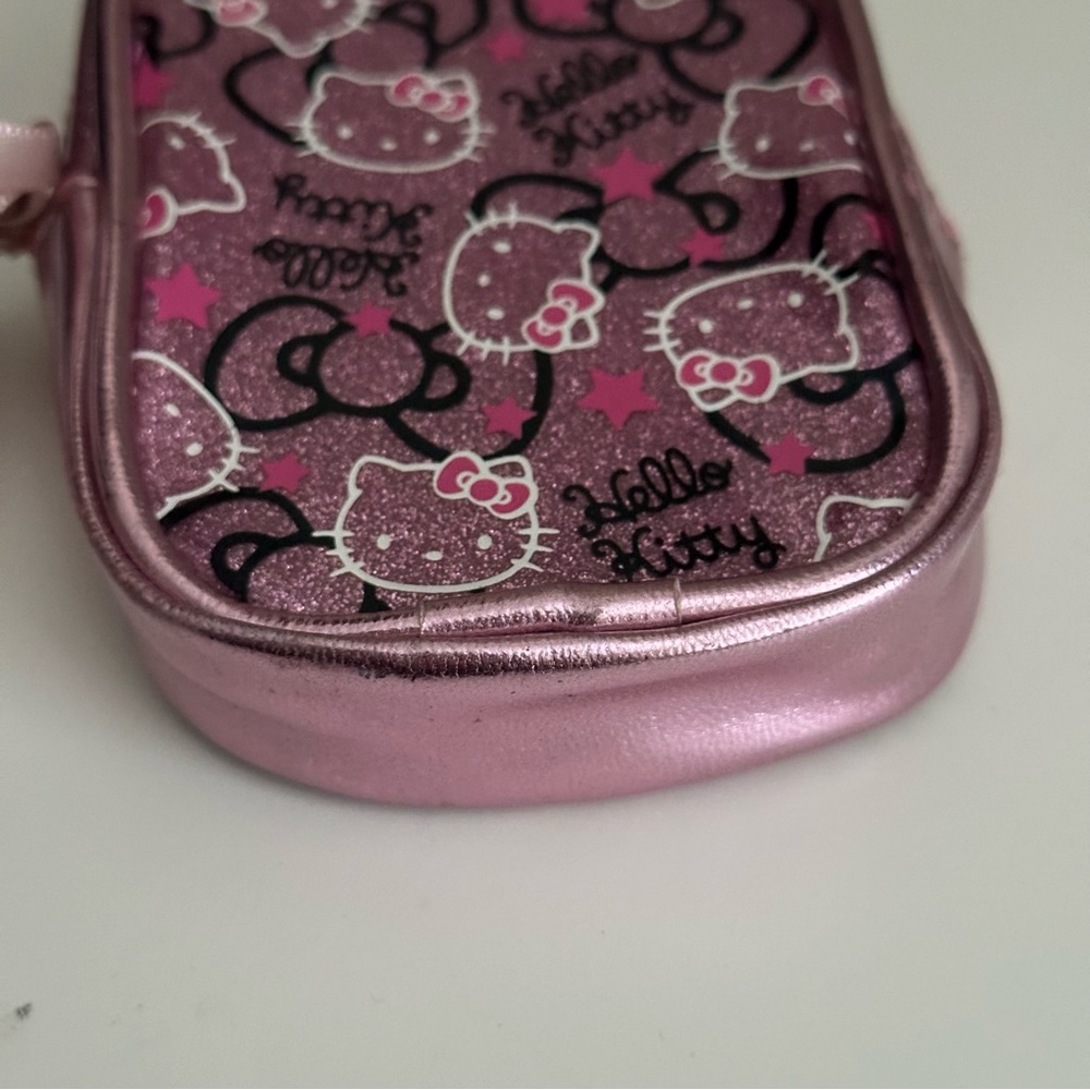 Hello Kitty case - Picture 5 of 11